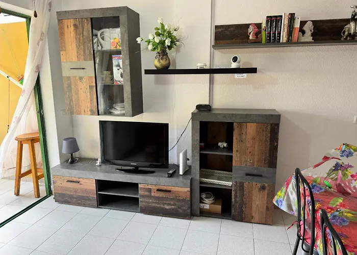 شقة Orange Paradise *